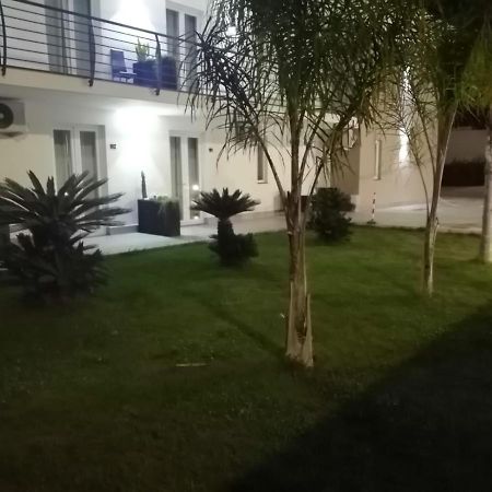 Hotel Elite Варкатуро Екстер'єр фото