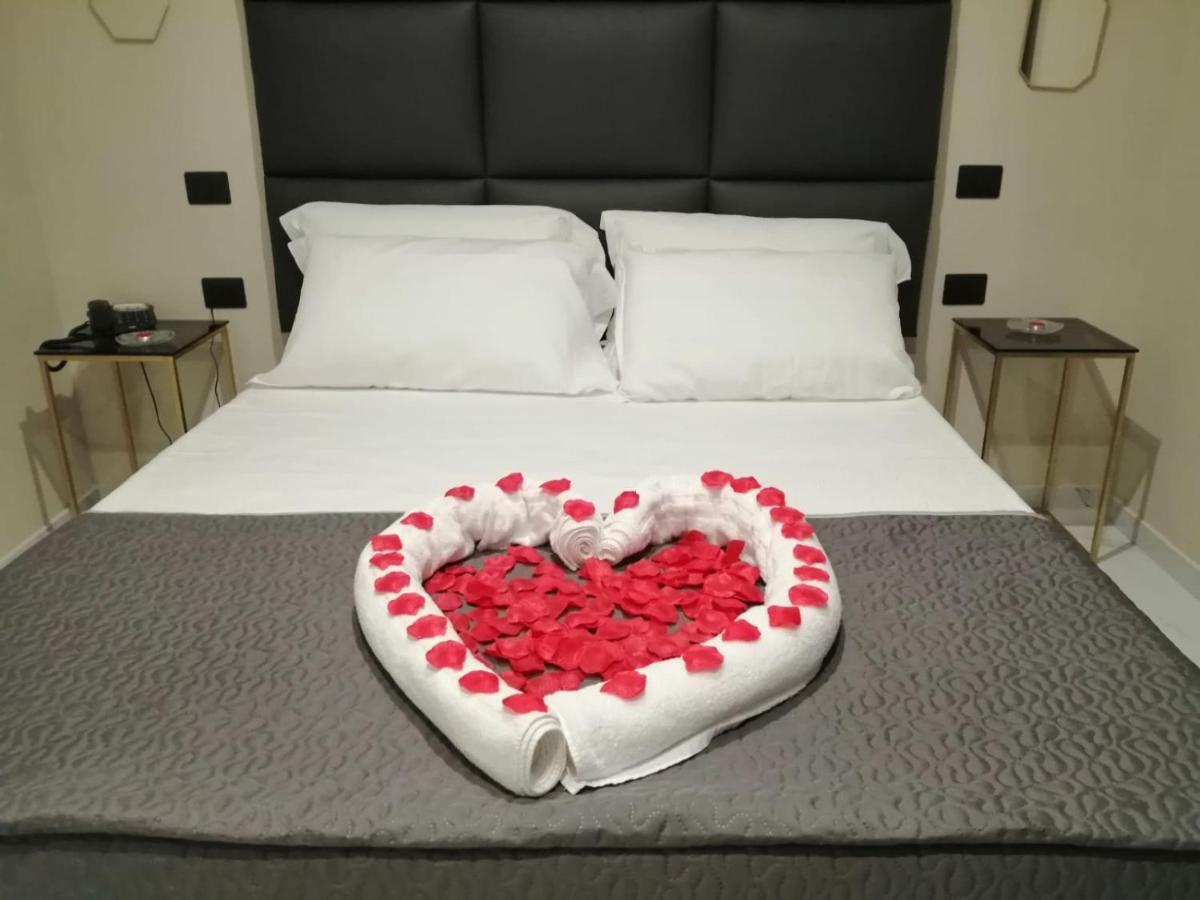 Hotel Elite Варкатуро Екстер'єр фото