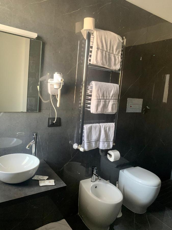 Hotel Elite Варкатуро Екстер'єр фото