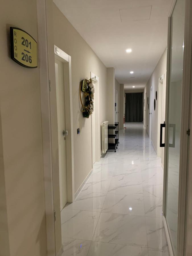 Hotel Elite Варкатуро Екстер'єр фото