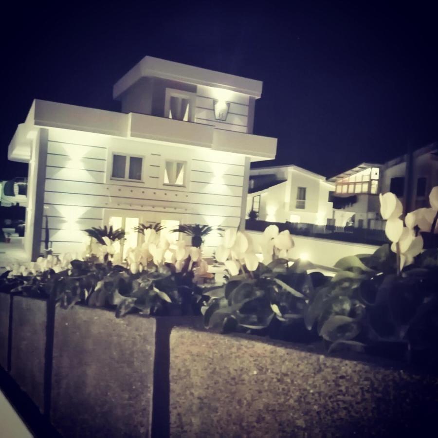 Hotel Elite Варкатуро Екстер'єр фото