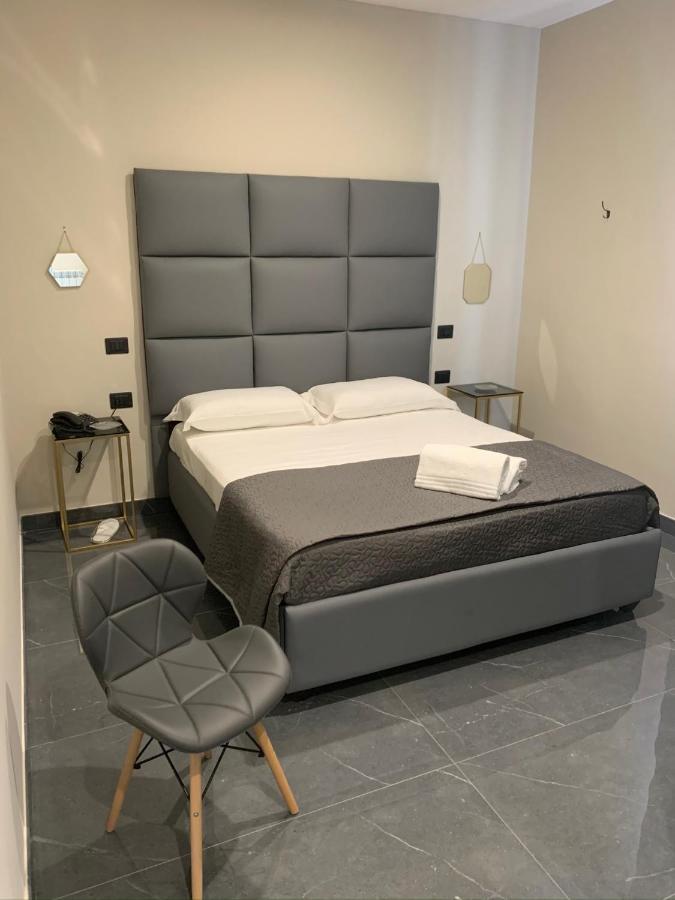 Hotel Elite Варкатуро Екстер'єр фото